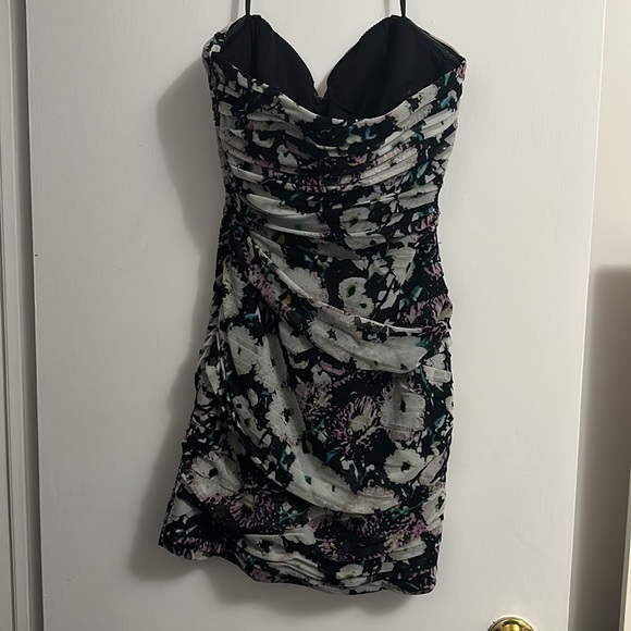 Ruched mesh black floral mini strapless dress - Picture 2 of 4